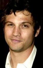 Фотография Логан Маршалл-Грин Logan Marshall-Green