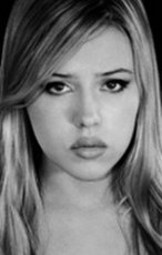 Фотография Маджандра Делфино Majandra Delfino