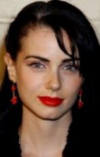 Фотография Миа Киршнер Mia Kirshner