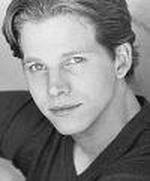 Фотография Старк Сэндс Stark Sands