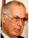 Биография человека с именем Селим Хосс
